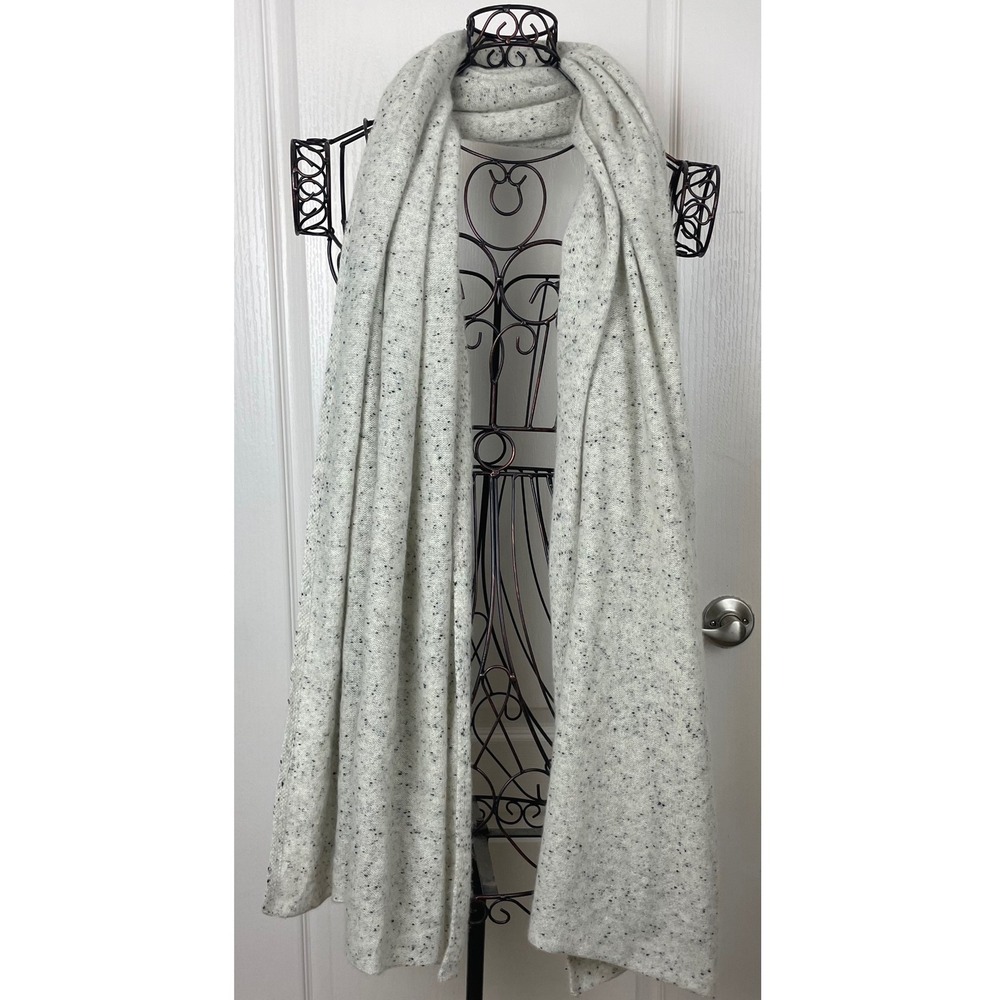 C by Bloomingdales 100% Cashmere Scarf Gray Speckled Knit Shawl Wrap Fall Luxury